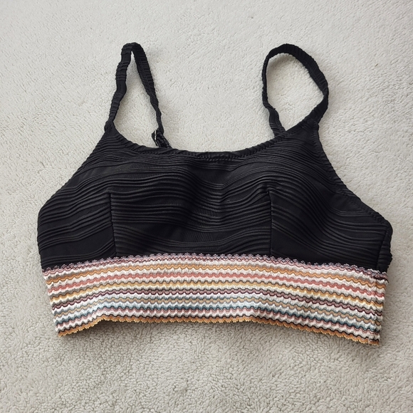 B Black and Beige Bikini Set 2 Pieces Women's Size Medium - Picture 2 of 9